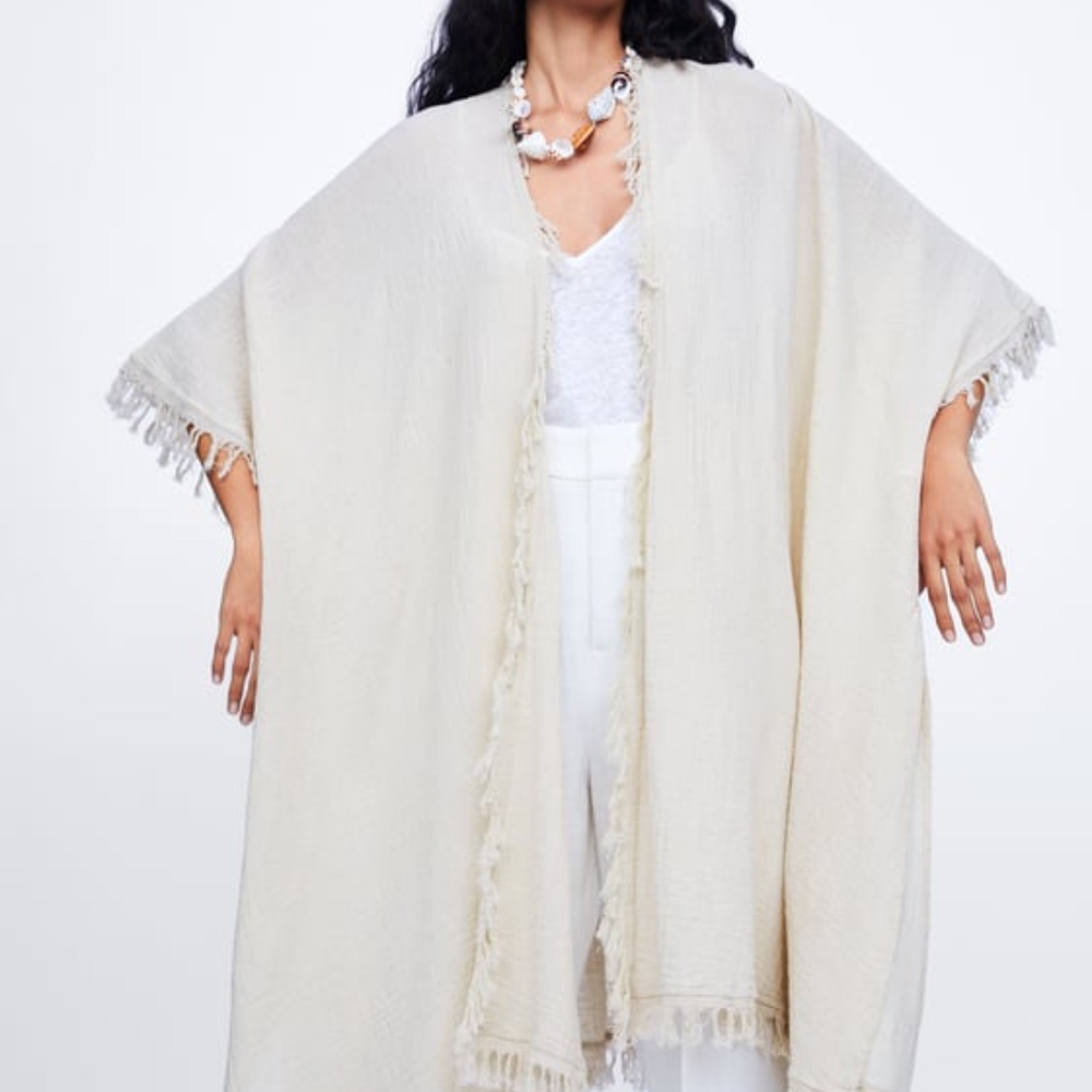 Zara LONG FRINGED KIMONO- NWT